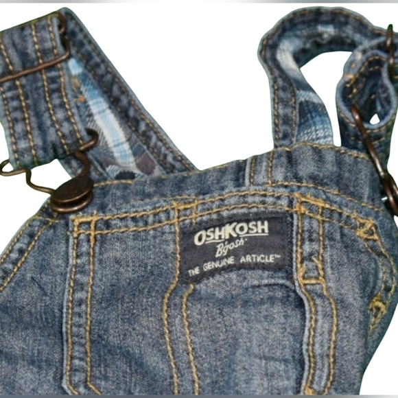 OshKosh B'gosh Toddler's  Classic Blue Denim Overalls Size 24 Months - Picture 3 of 3